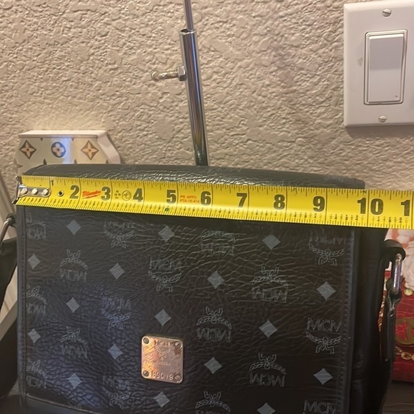 MCM Document/Messenger Monogram Bag - Picture 3 of 15